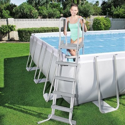 utilizzo scaletta per piscina bestway 58332 IMG 5